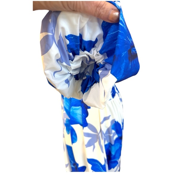 NWT Midi Dress w/ Puff Sleeves- Multiple Sizes - Picture 4 of 6